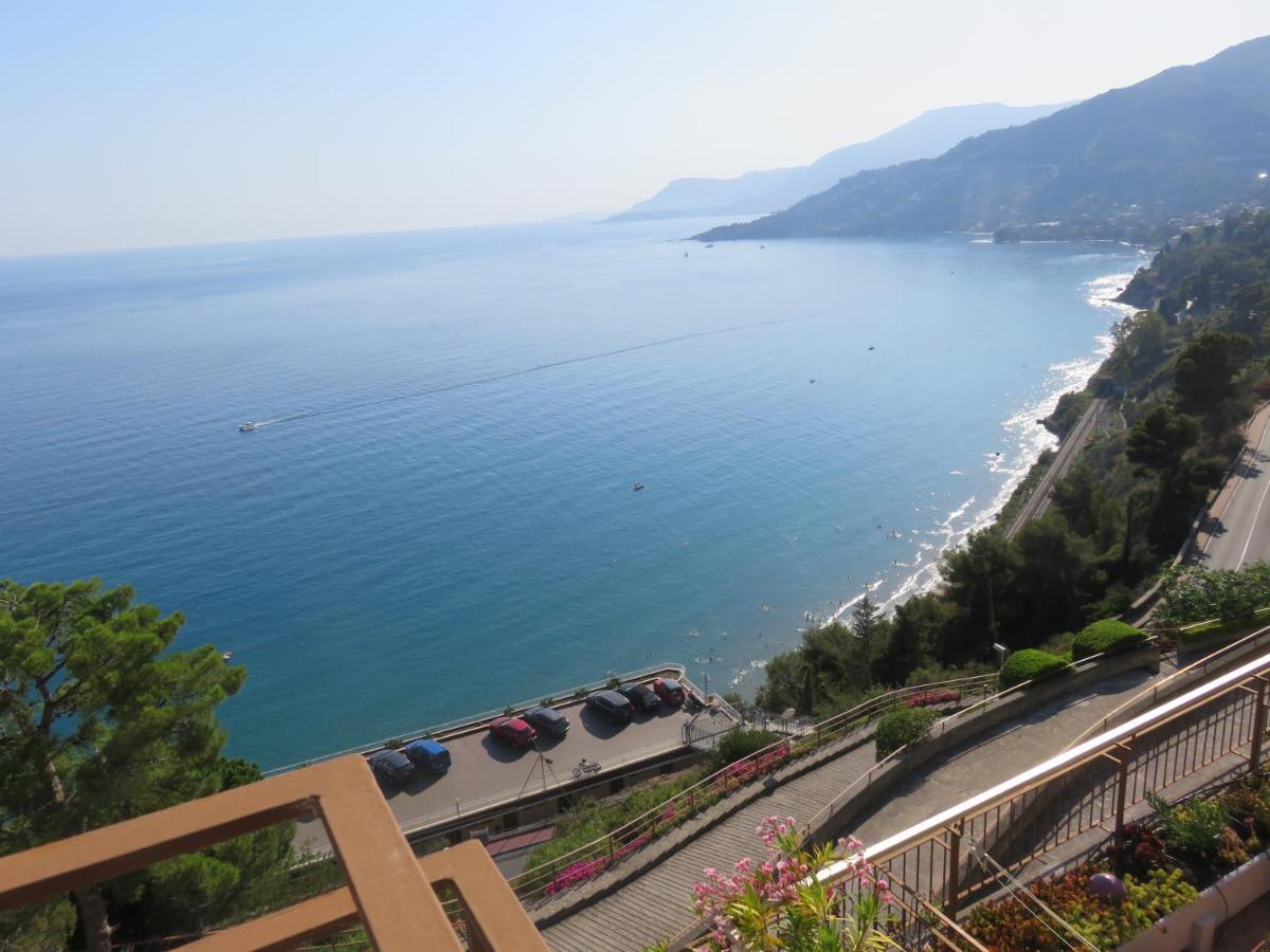 Appartamento Amaita Ventimiglia Esterno foto