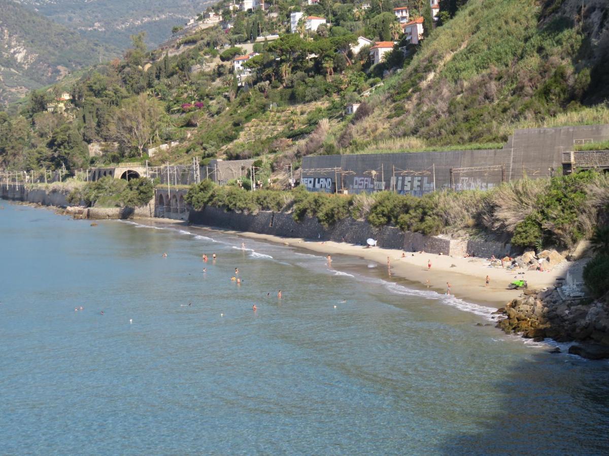 Appartamento Amaita Ventimiglia Esterno foto