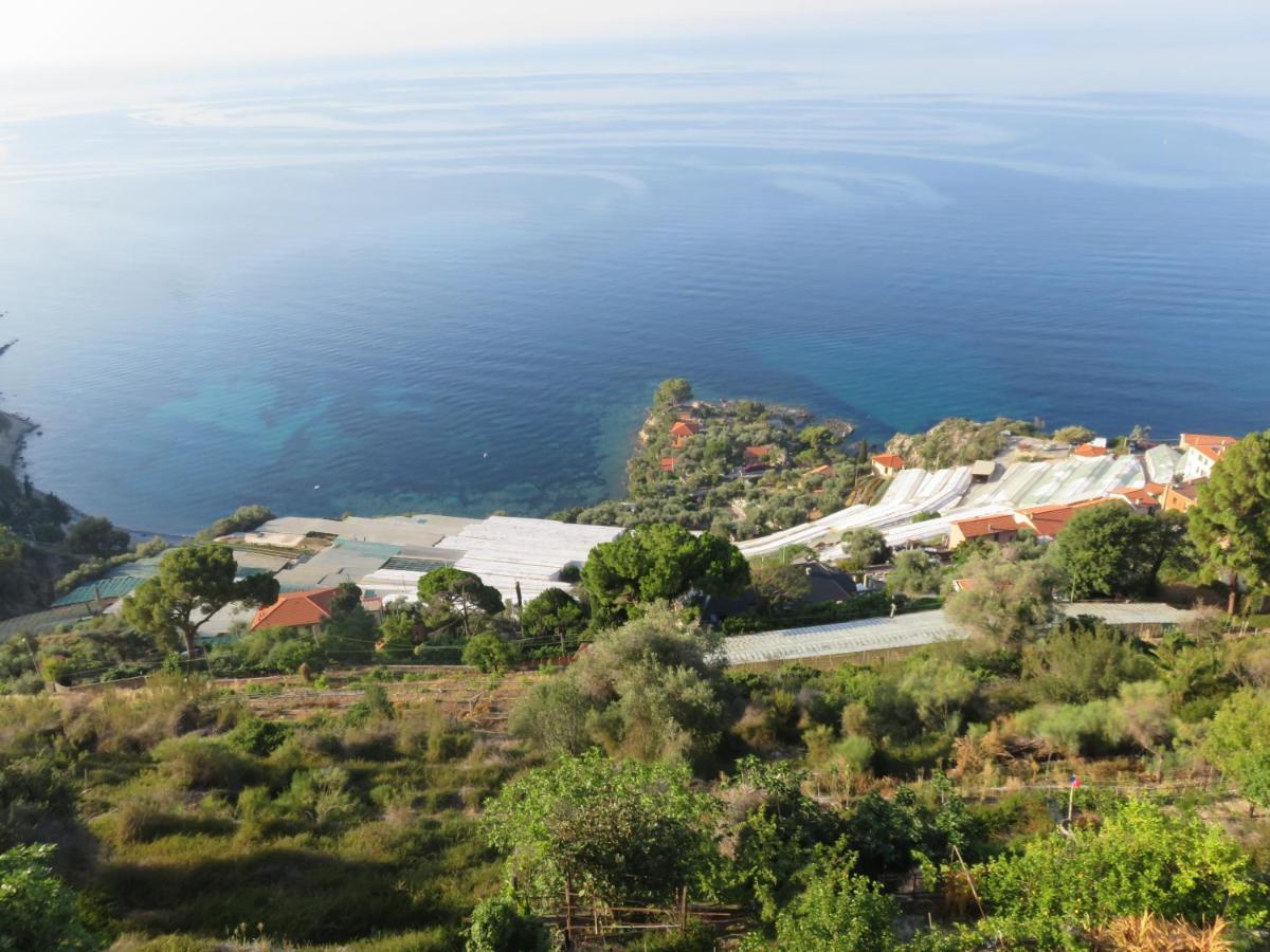 Appartamento Amaita Ventimiglia Esterno foto