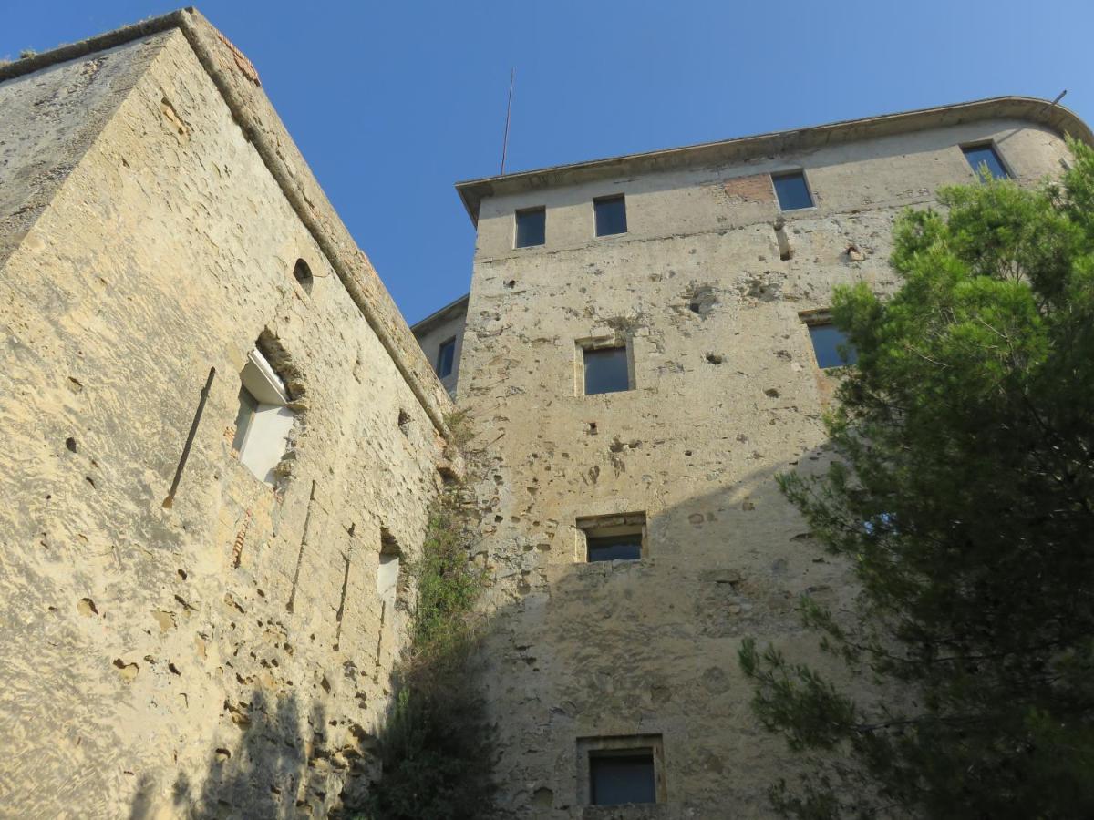 Appartamento Amaita Ventimiglia Esterno foto